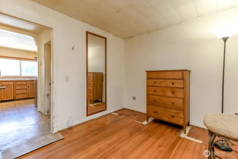 Property photo for 24925 20th Avenue S, Des Moines photo 13