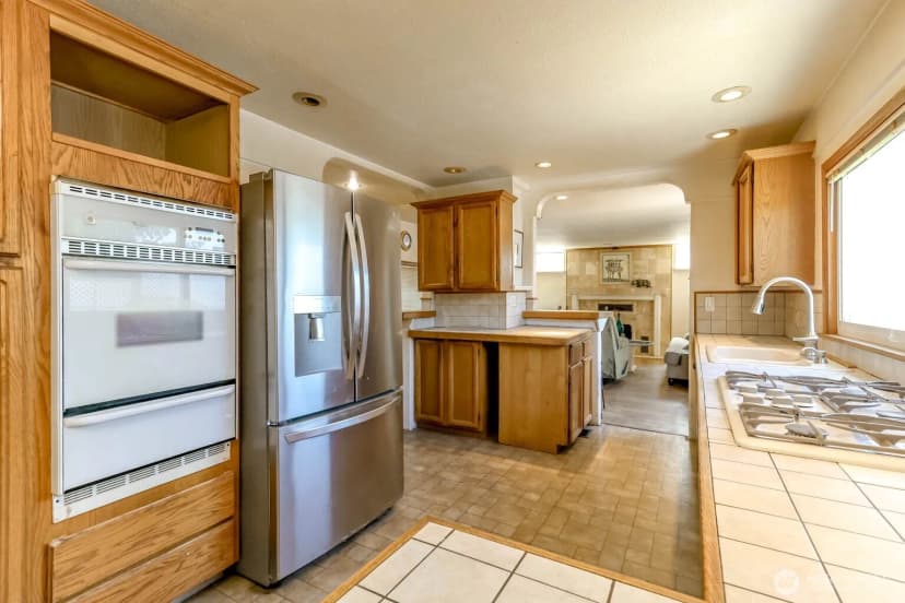 Property photo for 24925 20th Avenue S, Des Moines photo 15
