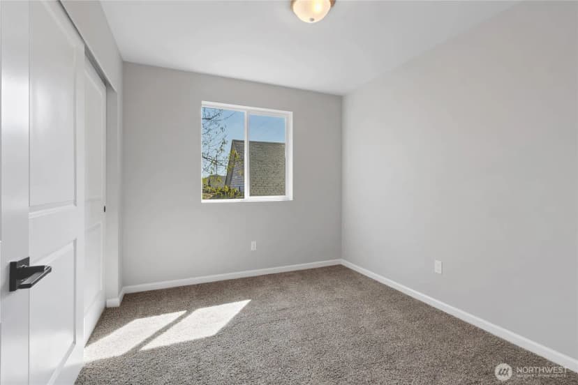 Property photo for 1025 E 64th S, Tacoma photo 17