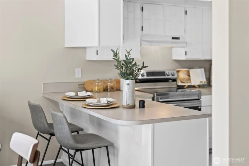 Property photo for 296 298 North Shore Boulevard, Fox Island photo 10