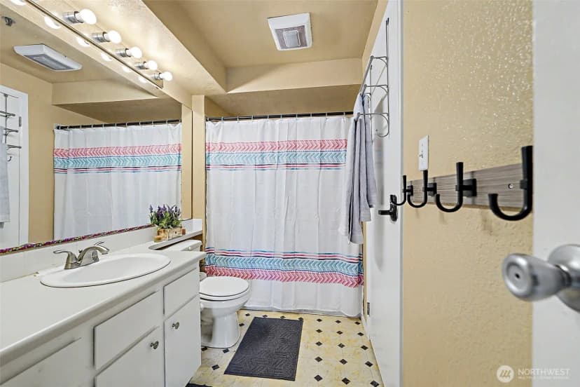 Property photo for 25120 98th Place S #a208, Kent photo 15