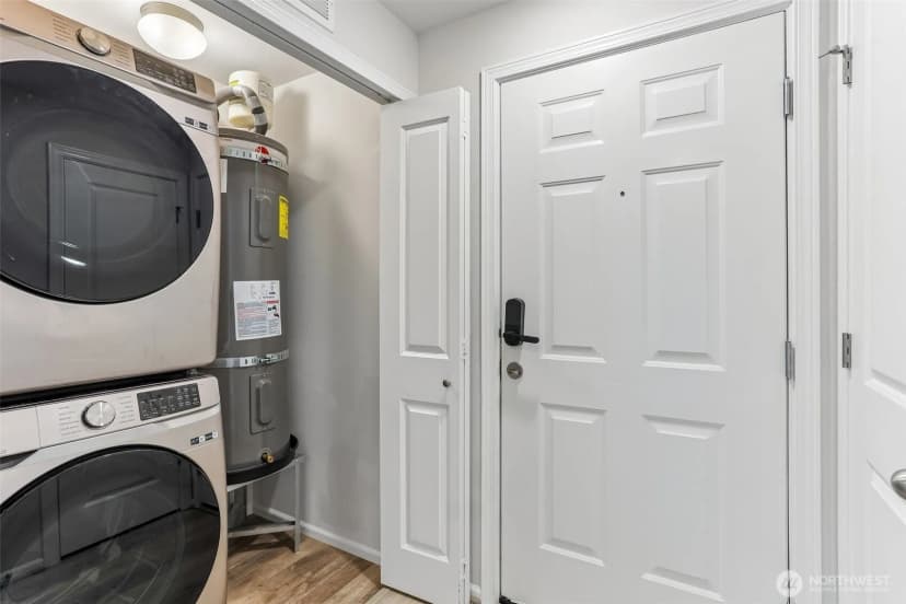 Property photo for 921 Westridge Way Ne #304, Issaquah photo 27