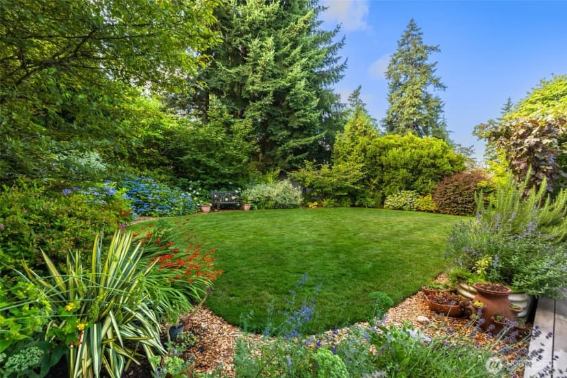 Property photo for 12617 Ne 5th Street, Bellevue photo 17