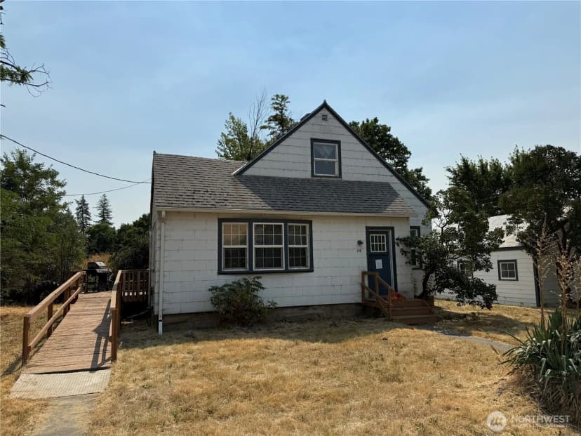 Property photo for 115 W 2nd Street, Waitsburg