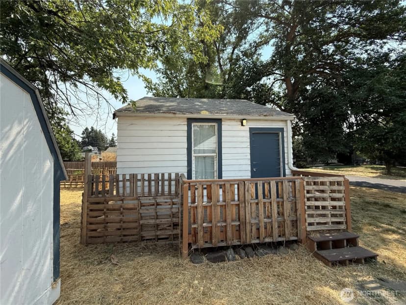 Property photo for 115 W 2nd Street, Waitsburg photo 15