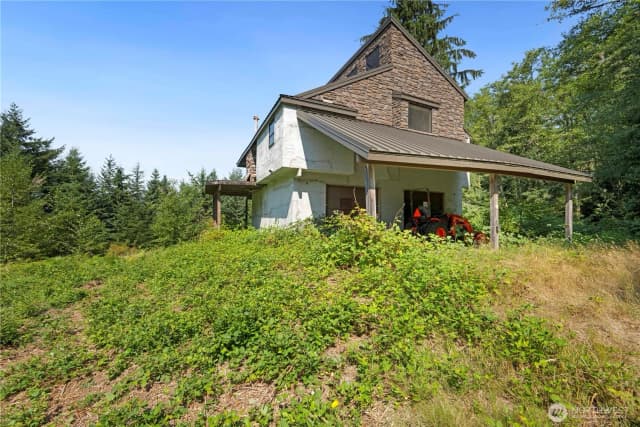 Property photo for 15124 State Route 530 Ne, Arlington photo 4