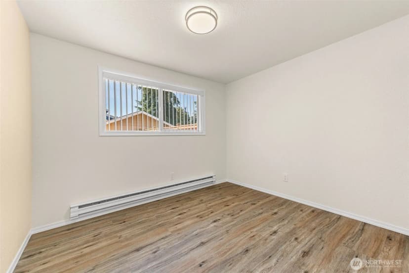 Property photo for 4706 124th Avenue Ct E, Edgewood photo 9
