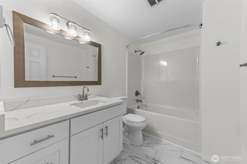 Property photo for 4706 124th Avenue Ct E, Edgewood photo 6