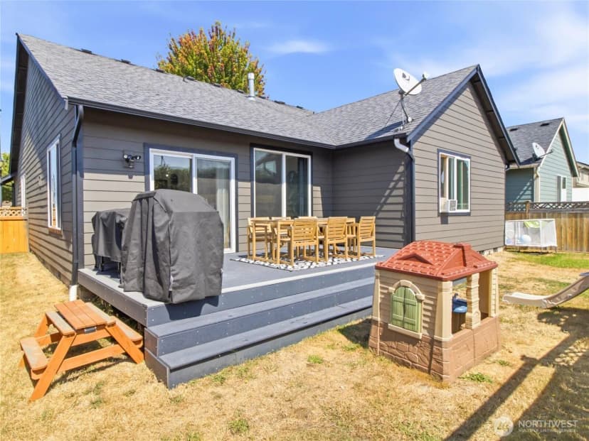 Property photo for 7253 Radius Loop Se, Lacey photo 34