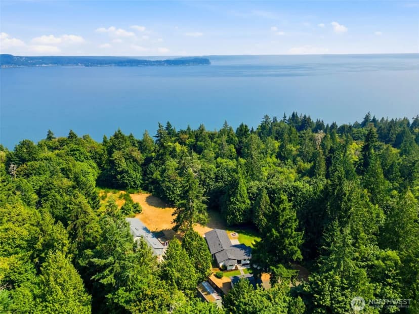 Property photo for 15615 53rd Street Nw, Lakebay photo 3