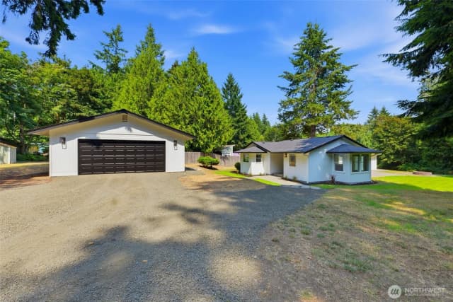 Property photo for 15615 53rd Street Nw, Lakebay photo 2