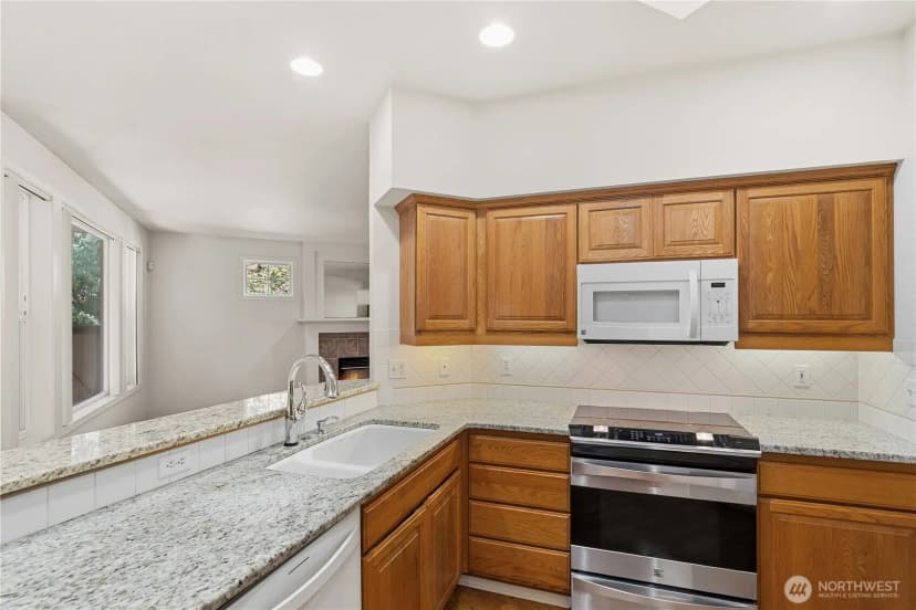 Property photo for 11006 80th Avenue Ct Sw #5b, Lakewood photo 14