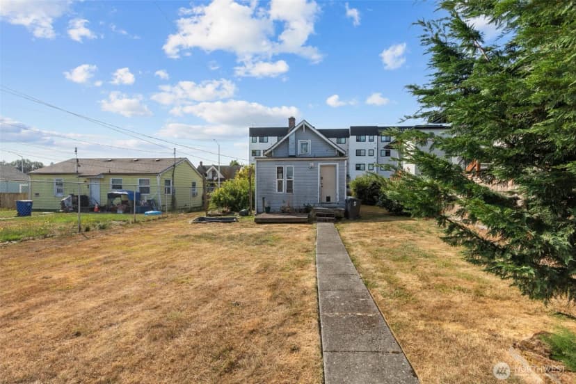 Property photo for 1621 E 32nd Street, Tacoma photo 12