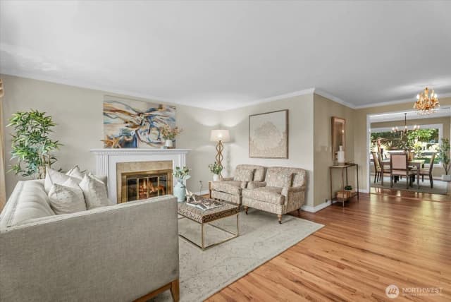 Property photo for 12116 Shorewood Drive Sw, Burien photo 3