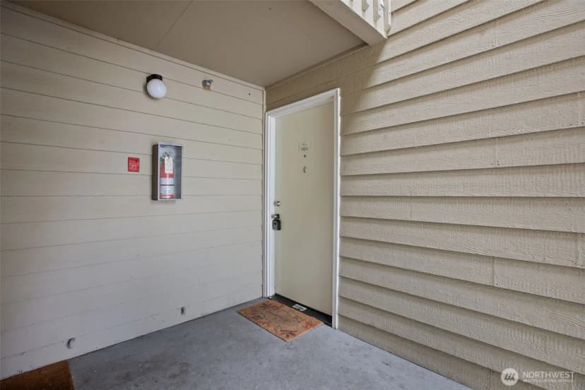 Property photo for 1843 S 286th Lane #t104, Federal Way photo 2