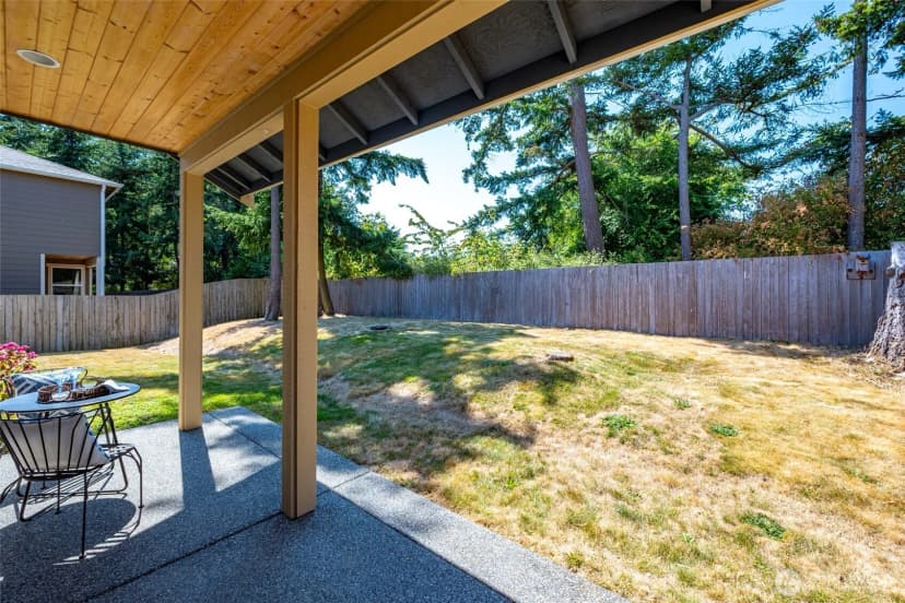 Property photo for 1873 Sw Downfield Way, Oak Harbor photo 21