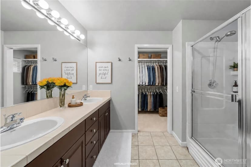 Property photo for 16901 Woodside Drive Se, Renton photo 19