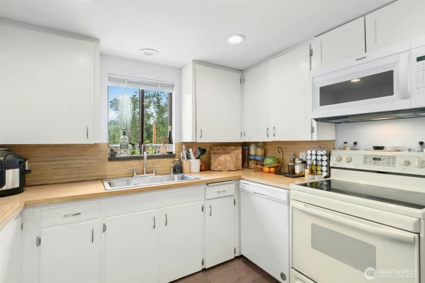 Property photo for 515 1st Street, Sultan photo 8