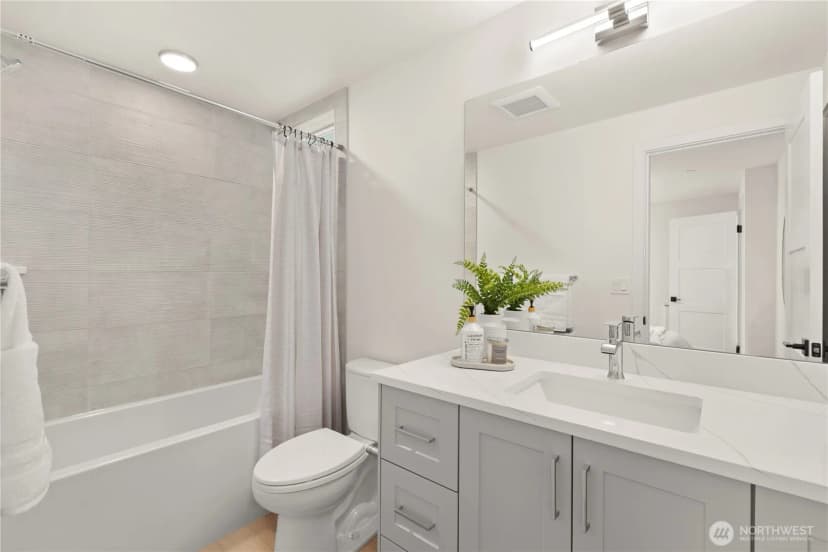 Property photo for 1206 B Nw 83rd Street, Seattle photo 18
