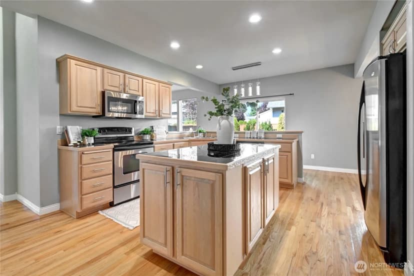 Property photo for 22126 102nd Place Se, Kent photo 12