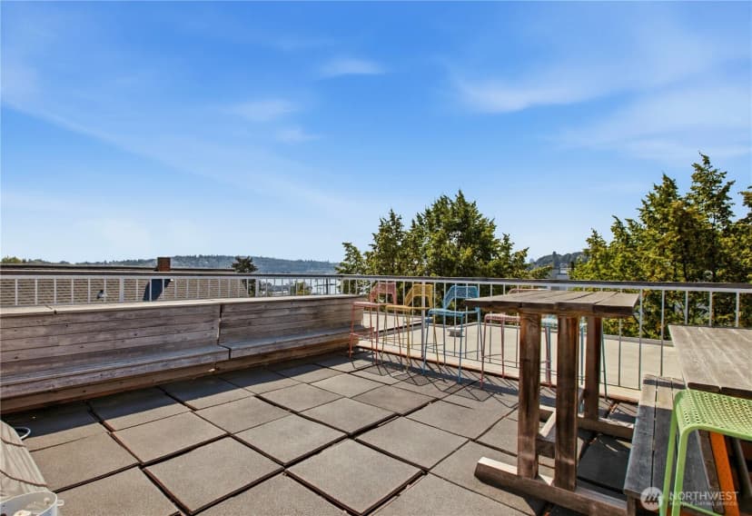 Property photo for 952 N 35th Street #102, Seattle photo 26