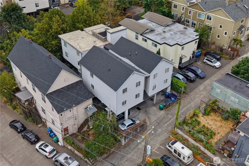 Property photo for 952 N 35th Street #102, Seattle photo 30