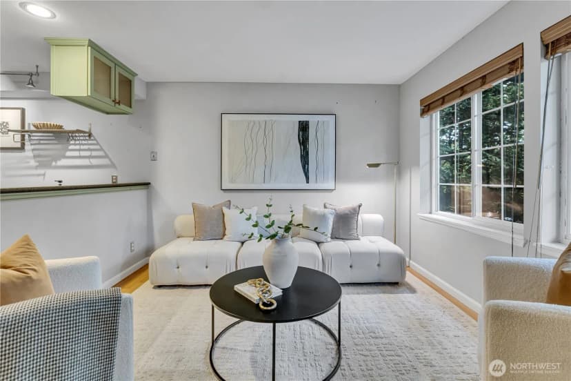 Property photo for 952 N 35th Street #102, Seattle photo 18