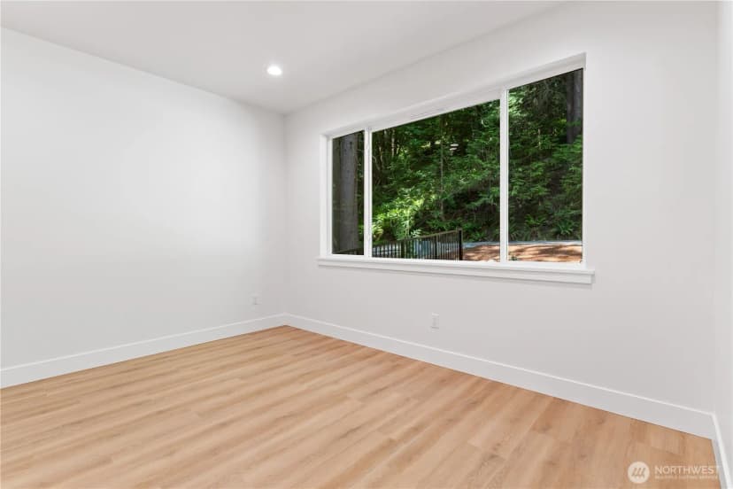 Property photo for 13 Deer Run Lane, Bellingham photo 4