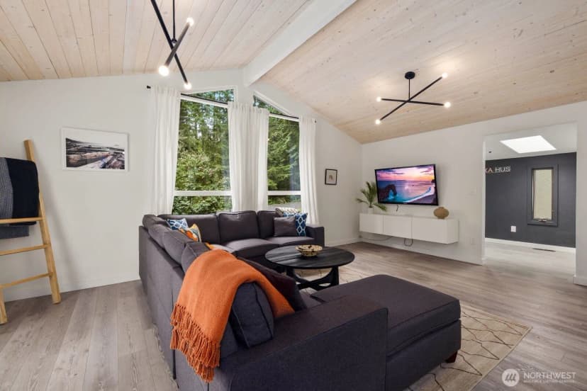 Property photo for 11132 Country Club Drive, Anderson Island photo 6
