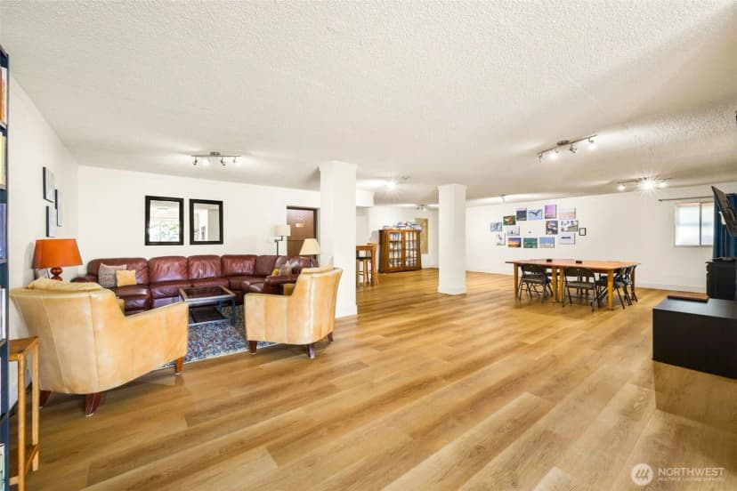 Property photo for 10203 47th Avenue Sw #b8, Seattle photo 23