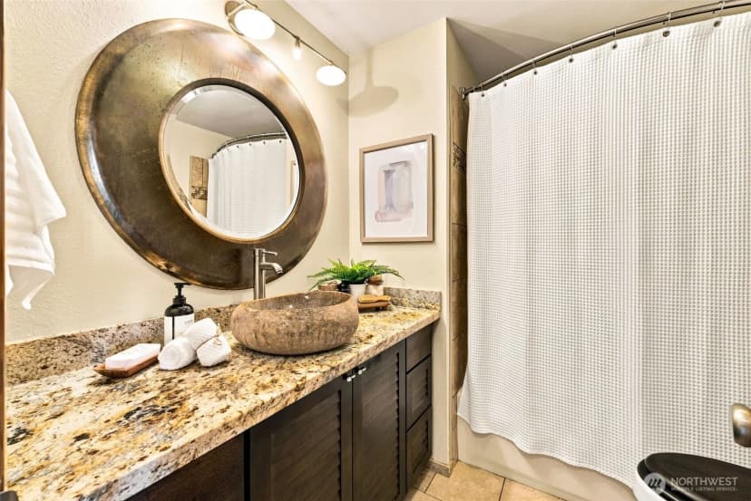 Property photo for 10203 47th Avenue Sw #b8, Seattle photo 17