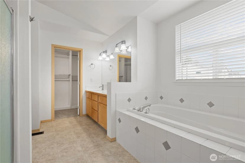 Property photo for 11324 176th Avenue E, Bonney Lake photo 20