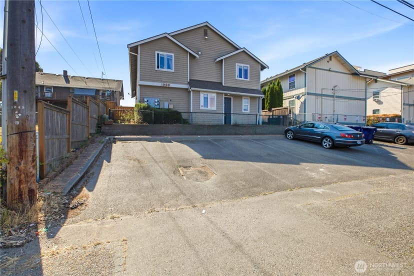Property photo for 1939 I Street #c, Tacoma photo 21