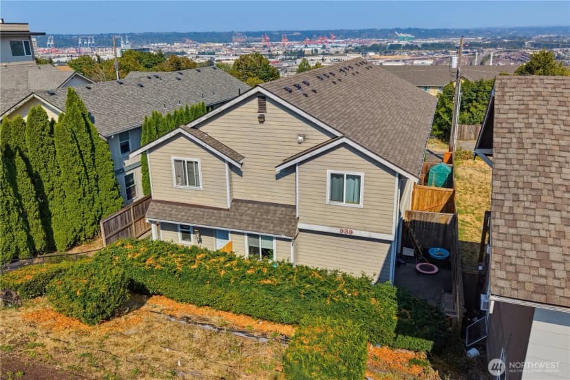 Property photo for 1939 I Street #c, Tacoma photo 18