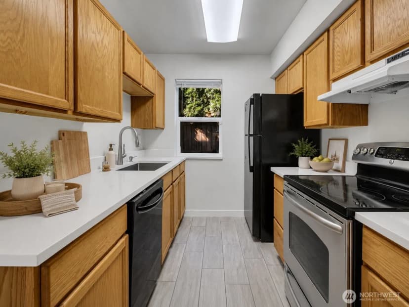 Property photo for 1939 I Street #c, Tacoma photo 7