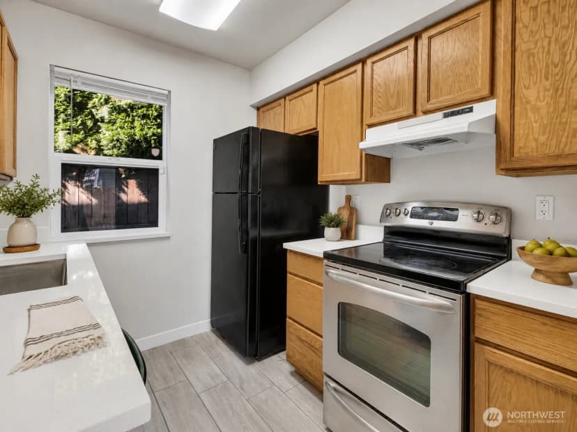 Property photo for 1939 I Street #c, Tacoma photo 8
