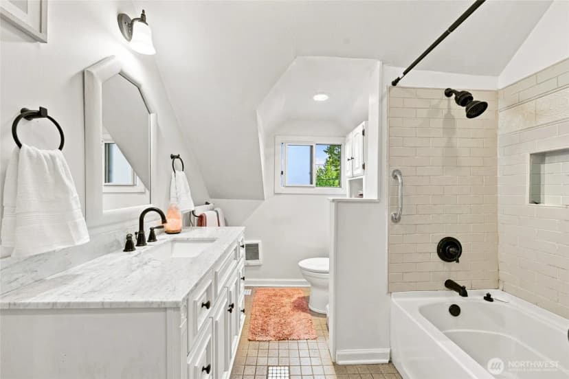 Property photo for 429 Cedar Avenue, Snohomish photo 28