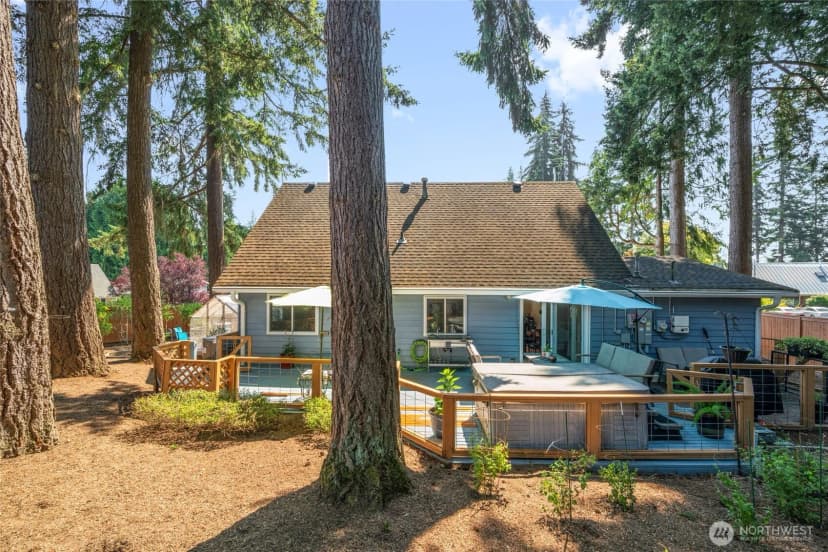 Property photo for 12086 Ne 137th Court, Kirkland photo 33