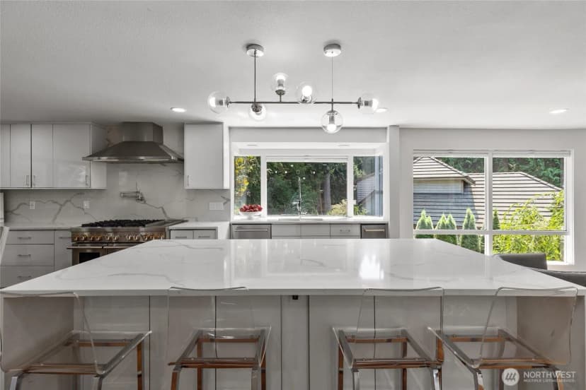 Property photo for 2202 Sahalee Drive E, Sammamish photo 10