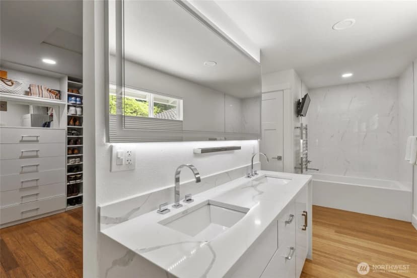 Property photo for 2202 Sahalee Drive E, Sammamish photo 20