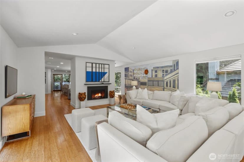 Property photo for 2202 Sahalee Drive E, Sammamish photo 7
