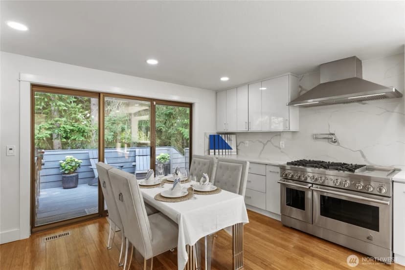 Property photo for 2202 Sahalee Drive E, Sammamish photo 12