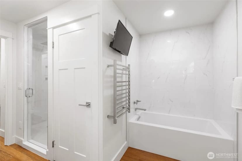 Property photo for 2202 Sahalee Drive E, Sammamish photo 21