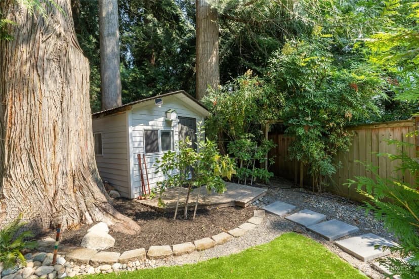 Property photo for 2202 Sahalee Drive E, Sammamish photo 36