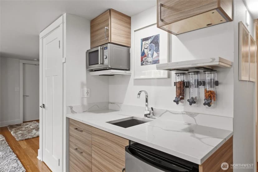 Property photo for 2202 Sahalee Drive E, Sammamish photo 25