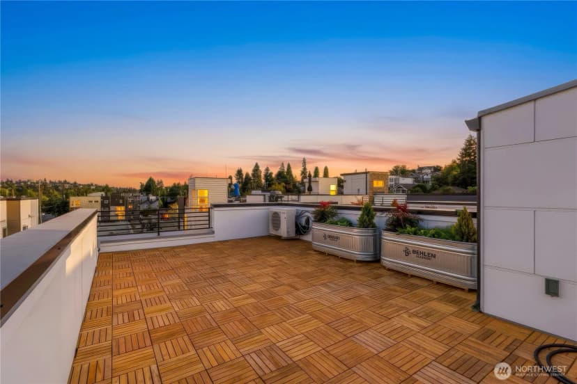 Property photo for 5011 Fauntleroy Way Sw #unit A, Seattle photo 17