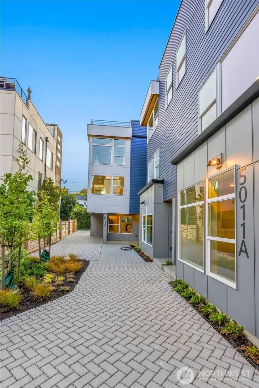 Property photo for 5011 Fauntleroy Way Sw #unit A, Seattle photo 19