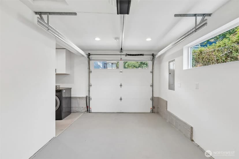 Property photo for 12038 N Park Avenue N, Seattle photo 24