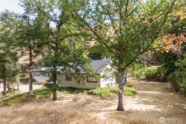 Property photo for 8117 Mill Creek Road, Walla Walla