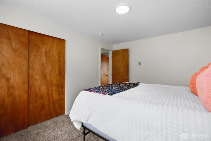 Property photo for 3000 Ruby Court Se, Port Orchard photo 23